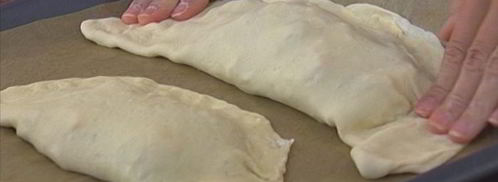 итальянская закрытая пицца калвазоне. Шаг 9