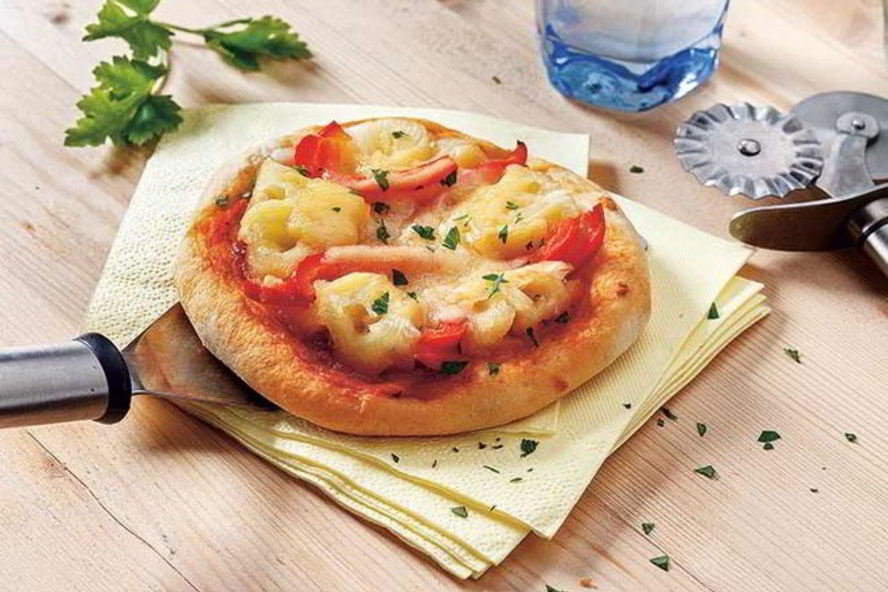 Рецепт мини-пицца с ананасом