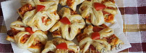 мини-пиццы из слоеного теста. Шаг 15