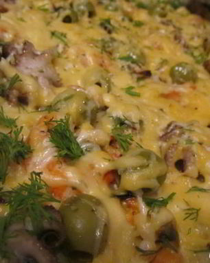 Пицца морские жители в сыре