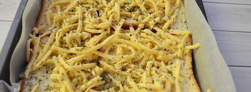 пицца на хлебе. Шаг 3