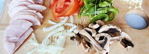 пицца на сковороде на сметане. Шаг 3