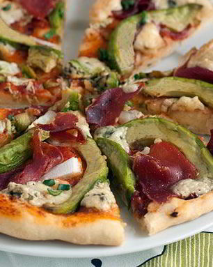 Пицца с авокадо