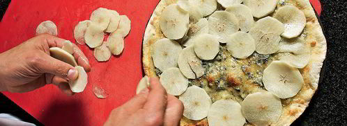 пицца с голубым сыром и грушей. Шаг 7