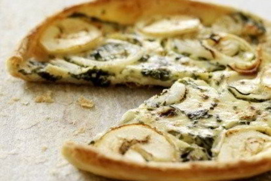 Рецепт пицца с утиным мясом, зеленым луком и соусом хойсин