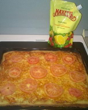 Пицца с вареной колбасой