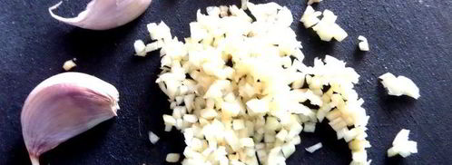 сырная пицца на хлебе. Шаг 3