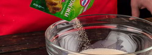 классические пончики со сладкой помадкой. Шаг 2