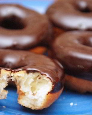 Пончики с шоколадом