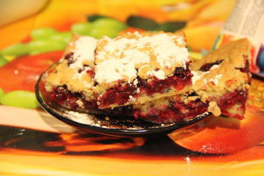 Рецепт коврижка с брусникой