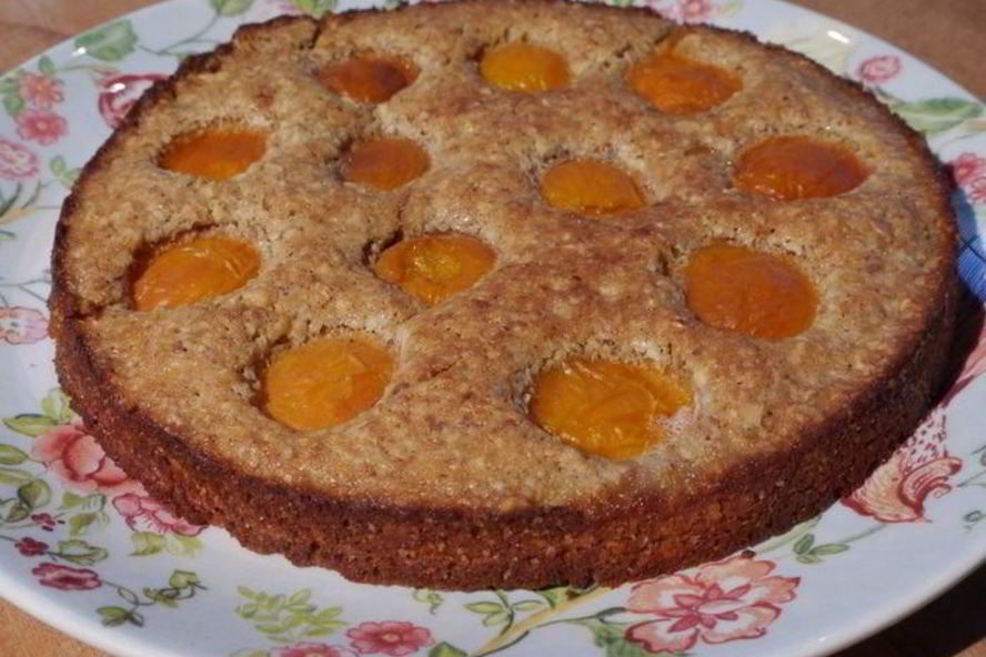 Рецепт миндальная коврижка с абрикосами