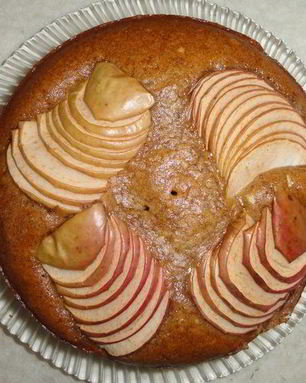 Постная коврижка с яблоками и корицей