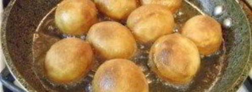 пышки на кефире, жаренные на сковороде. Шаг 7