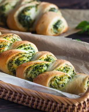 Рулетики с кабачками и шпинатом