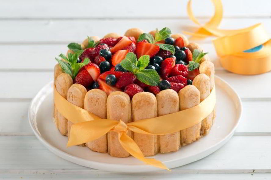 Рецепт изысканная шарлотка с манго и заварным кремом