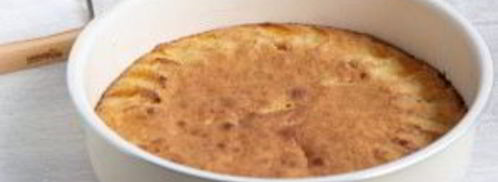 классическая шарлотка с яблоками и нектаринами. Шаг 6