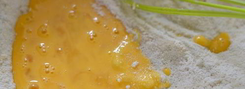 клубнично-фисташковая шарлотка. Шаг 2