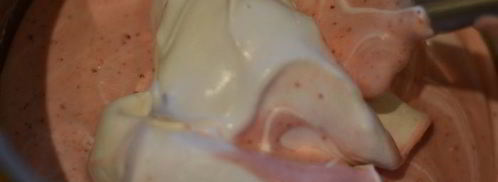 клубнично-фисташковая шарлотка. Шаг 28