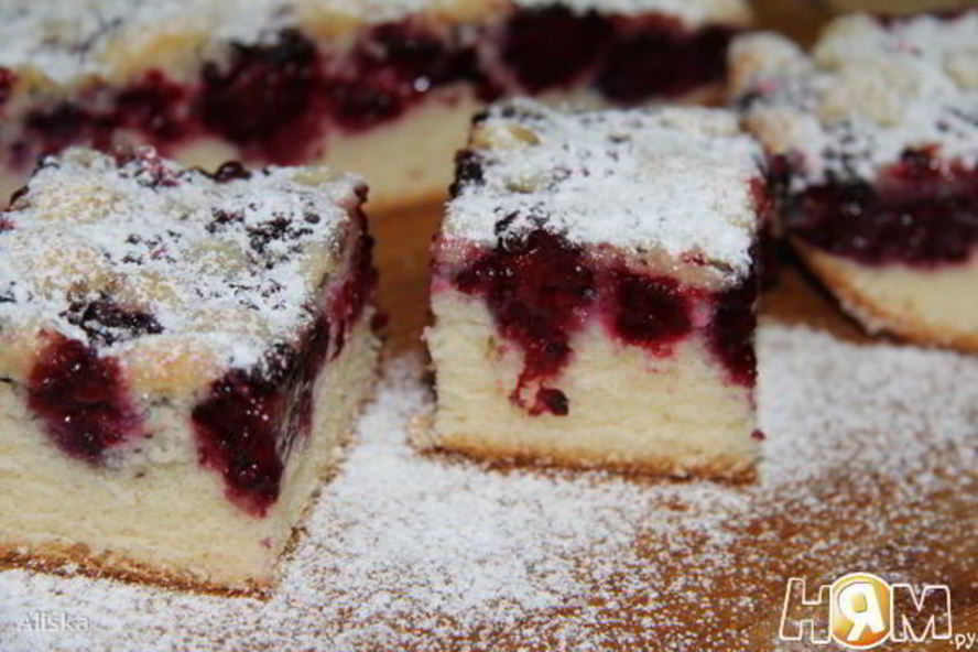 Рецепт шарлотка с ежевикой