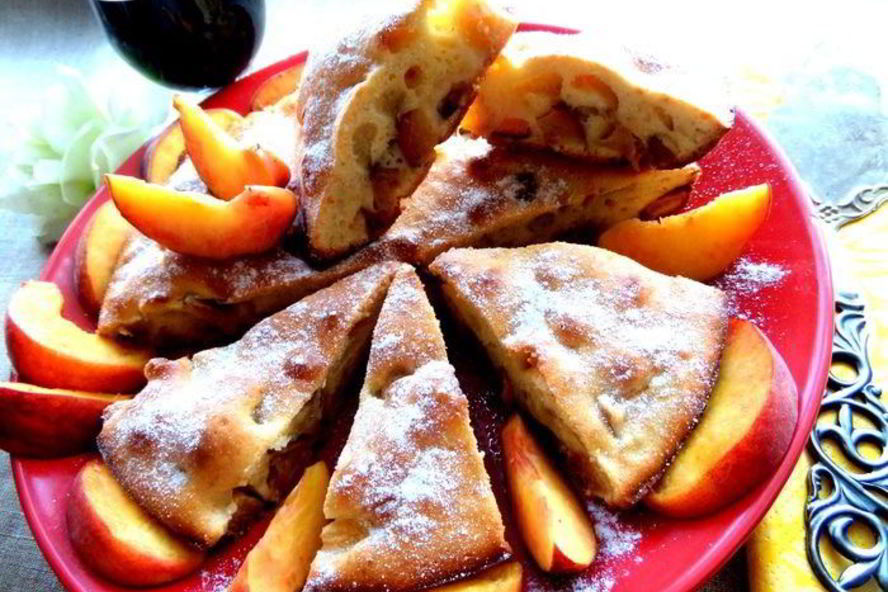 Рецепт шарлотка с нектаринами