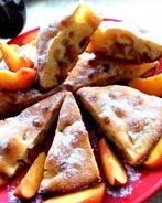 Шарлотка с нектаринами