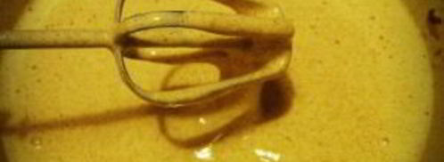 шарлотка с сухофруктами. Шаг 4