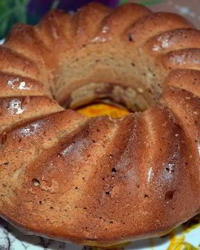 Шарлотка с вареньем