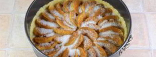 шарлотка с яблоками открытая. Шаг 8