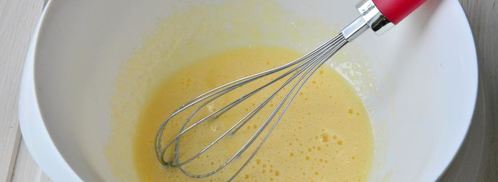 шарлотка в сметанной заливке. Шаг 2