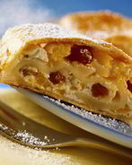 Штрудель с вишней