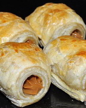 Слоеные трубочки с вареной сгущенкой