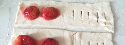 слойки с клубникой. Шаг 3