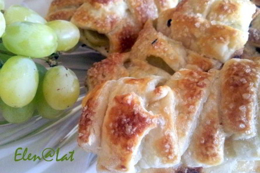 Рецепт слойки с виноградом