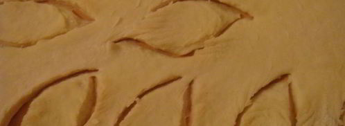 слойки с вишней. Шаг 2