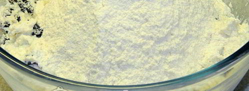 сырники с изюмом. Шаг 7