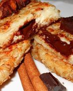 Сырники с шоколадом в овсяных хлопьях