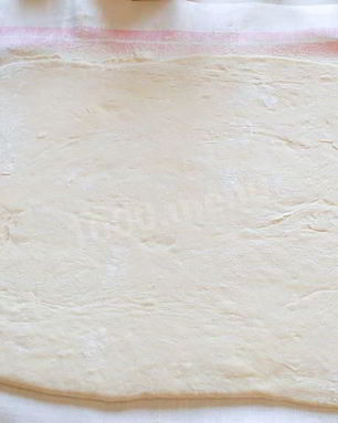 Дрожжевое тесто для яблочного штруделя