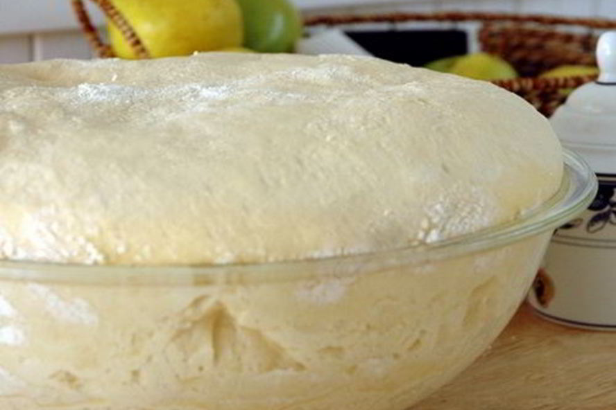 Рецепт сдобное дрожжевое тесто для плюшек