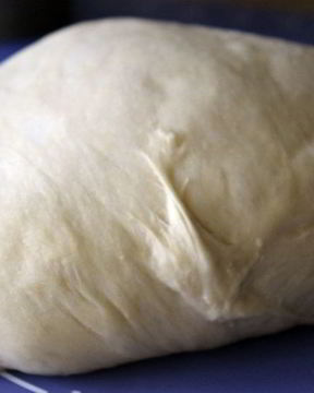 Сдобное дрожжевое тесто в хлебопечке