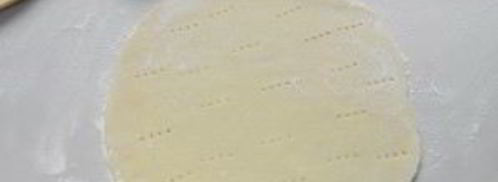 быстрый торт на сковороде со сгущенкой. Шаг 5