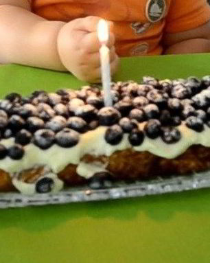 Французский торт с черникой