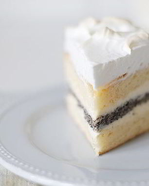 Маково-лимонный торт с меренгой