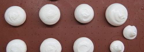 рождественское полено с пряной вишней и розмарином. Шаг 3