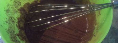 шоколадный торт с молочно-клубничным желе. Шаг 2