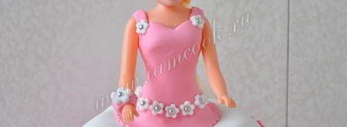 торт-кукла розовая принцесса. Шаг 23