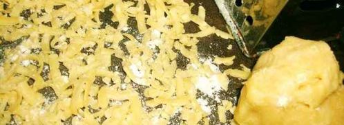 торт муравейник с изюмом и орехами. Шаг 40