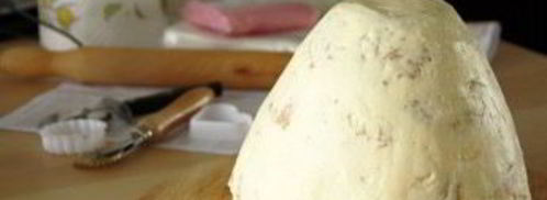 торт на день рождения девочке 7 лет. Шаг 3