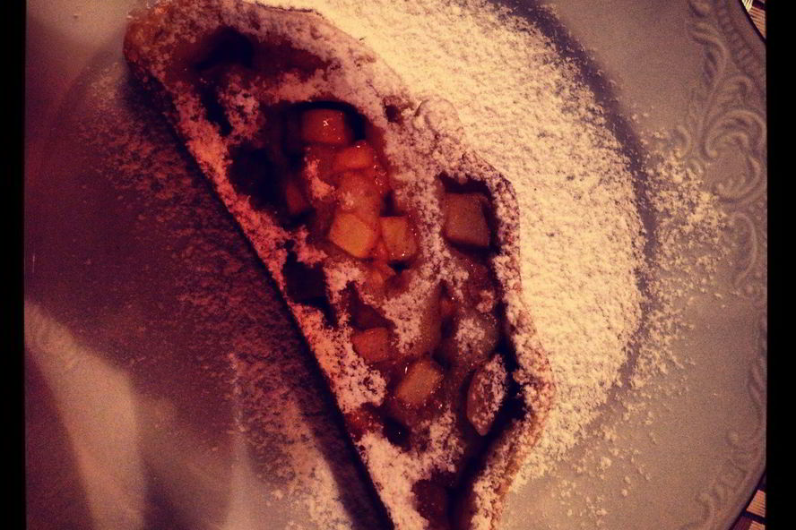 Рецепт яблочно-творожный рулет