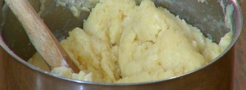 профитроли с ванильным кремом и мороженым. Шаг 4