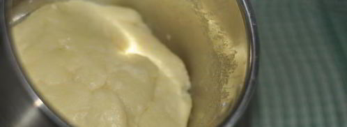 эклеры со взбитыми сливками и сгущенкой. Шаг 3